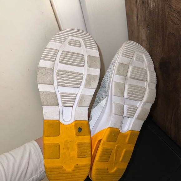 Nikes - Picture 4 of 5